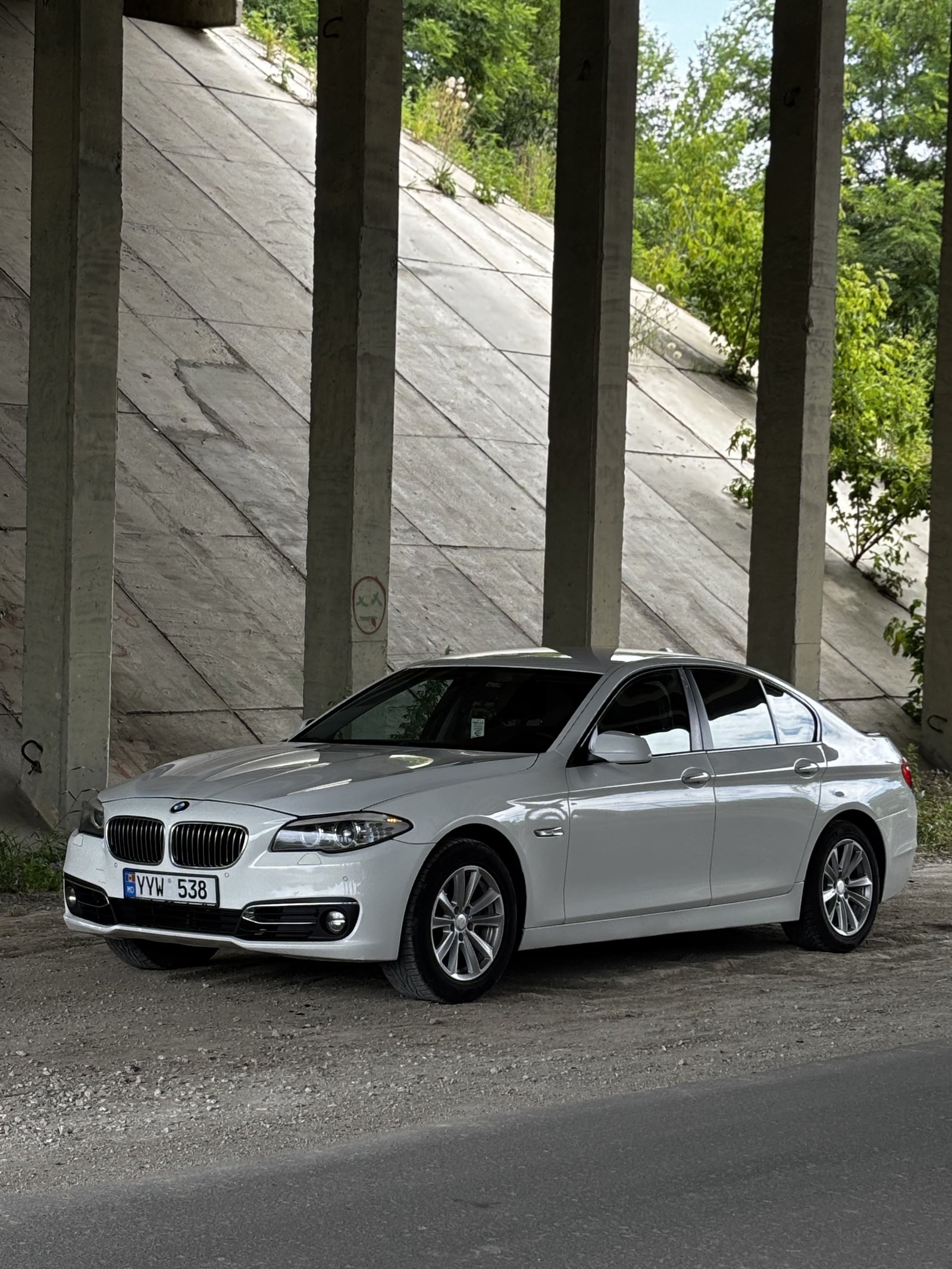 BMW F10 (2013) – 2.0 Diesel Automat, 190 CP