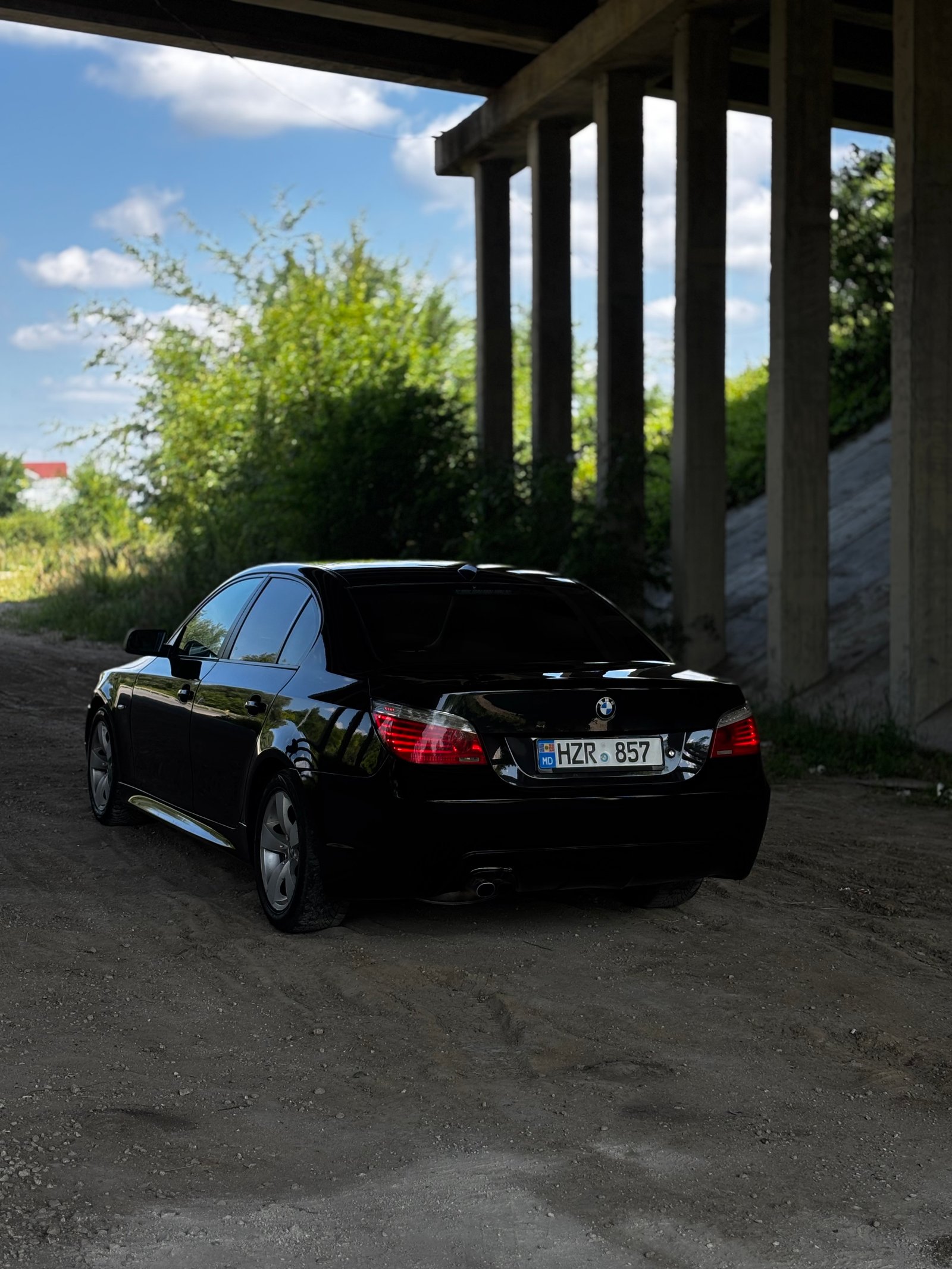 Chirie BMW E60 (2006) – 3.0 Diesel Automat, 218 CP Chișinău — foto 4
