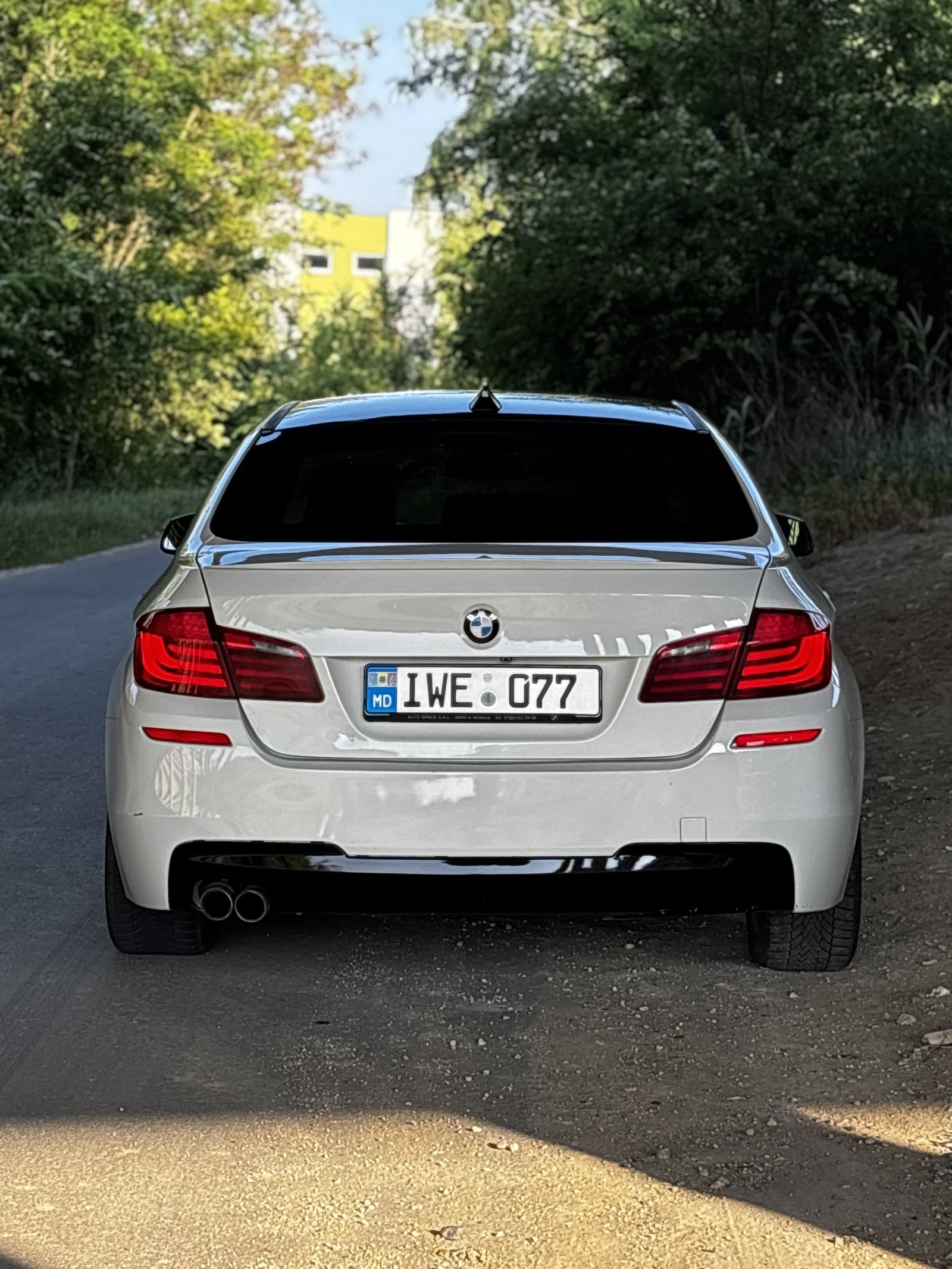 Chirie BMW F10 (2011) – 2.0 Diesel Automat, 190 CP Chișinău — foto 3