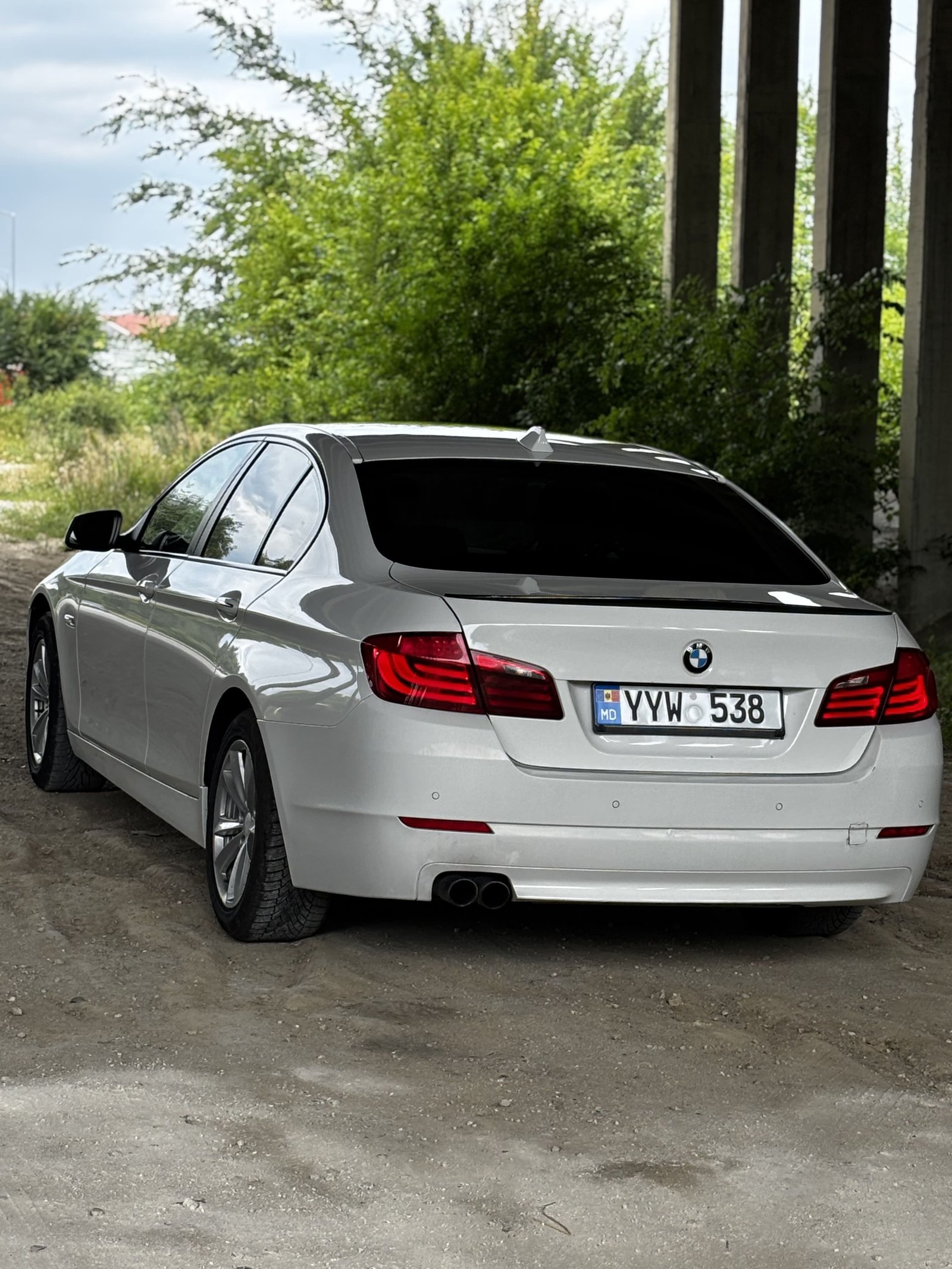 Chirie BMW F10 (2013) – 2.0 Diesel Automat, 190 CP Chișinău — foto 2