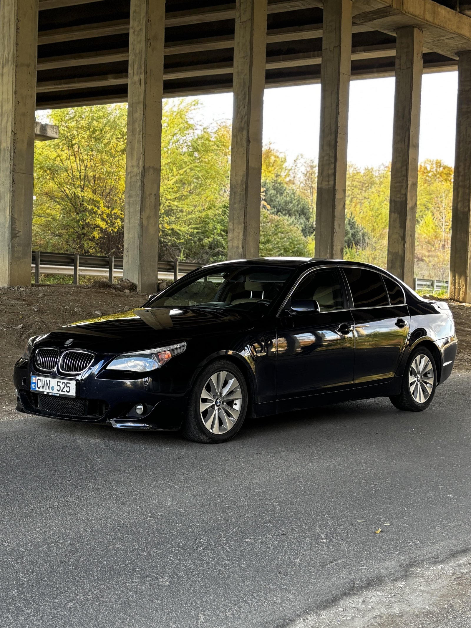 Chirie BMW Seria 5 E60 (2006) – 3.0 Diesel Automat, 245 CP Chișinău — foto 4