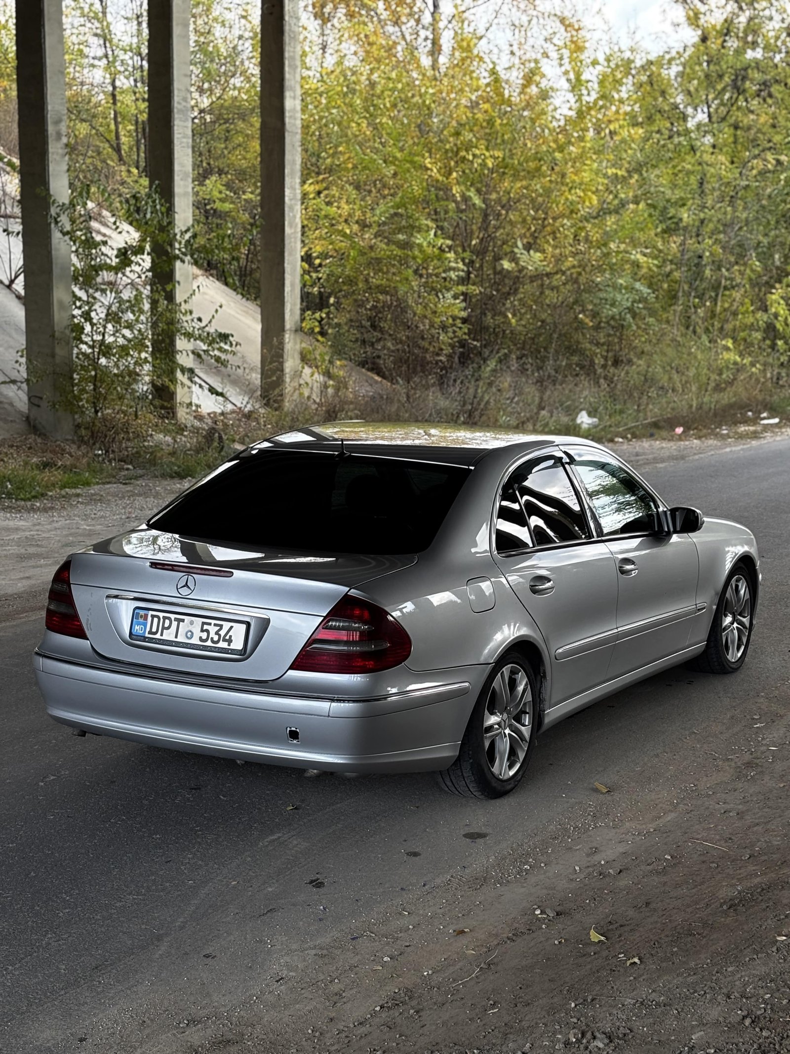 Chirie Mercedes-Benz E-Class W211 (2004) – Diesel, Automată, 150 CP Chișinău — foto 4