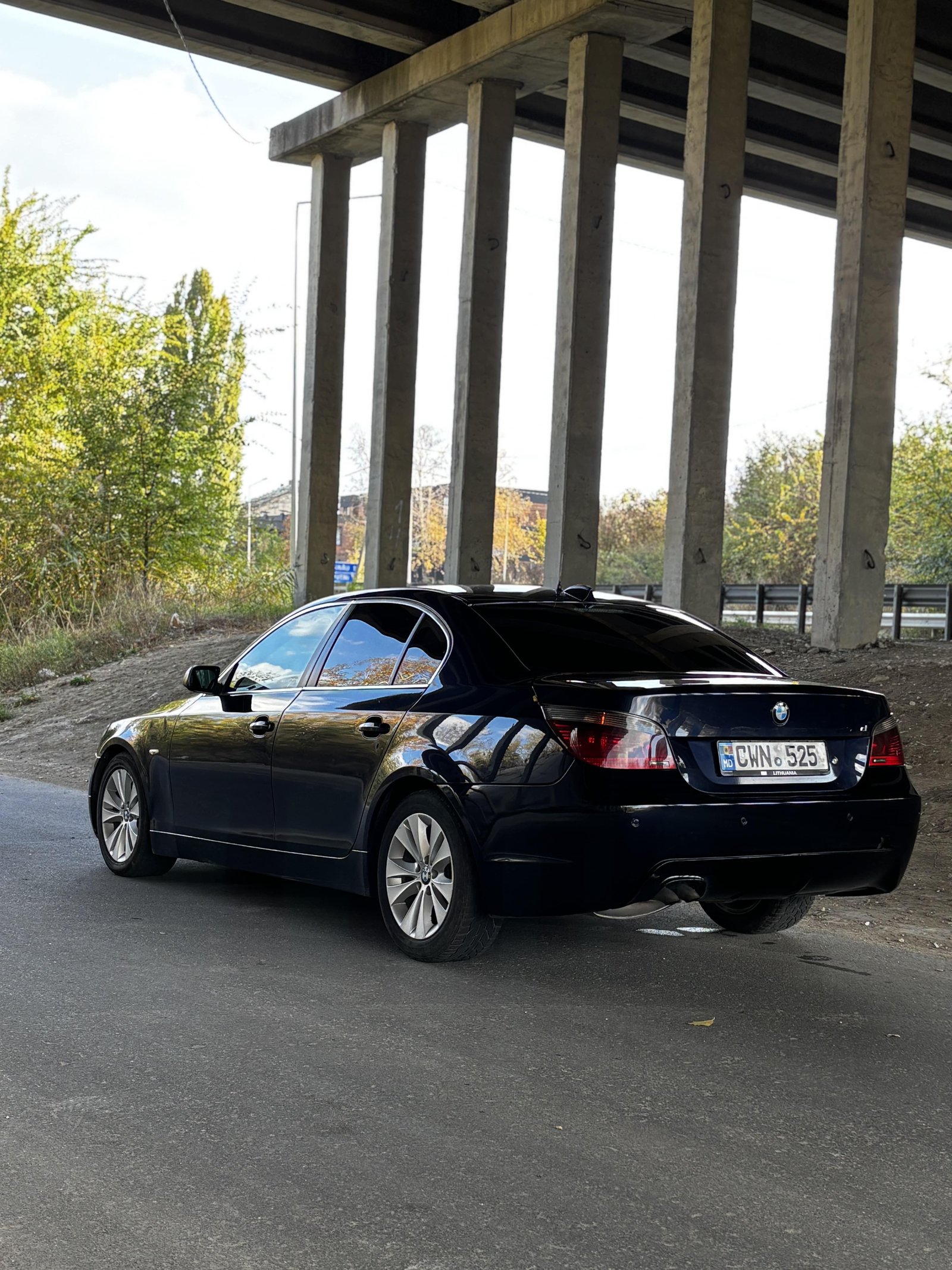 Chirie BMW Seria 5 E60 (2006) – 3.0 Diesel Automat, 245 CP Chișinău — foto 3