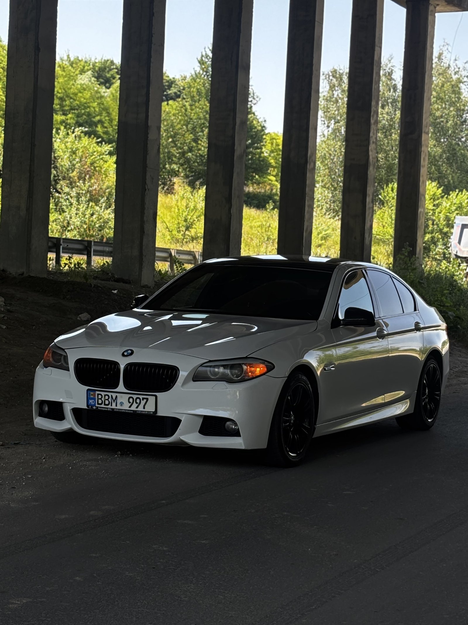 Chirie BMW F10 (2012) – 2.0 Diesel Automat, 190 CP Chișinău — foto 1