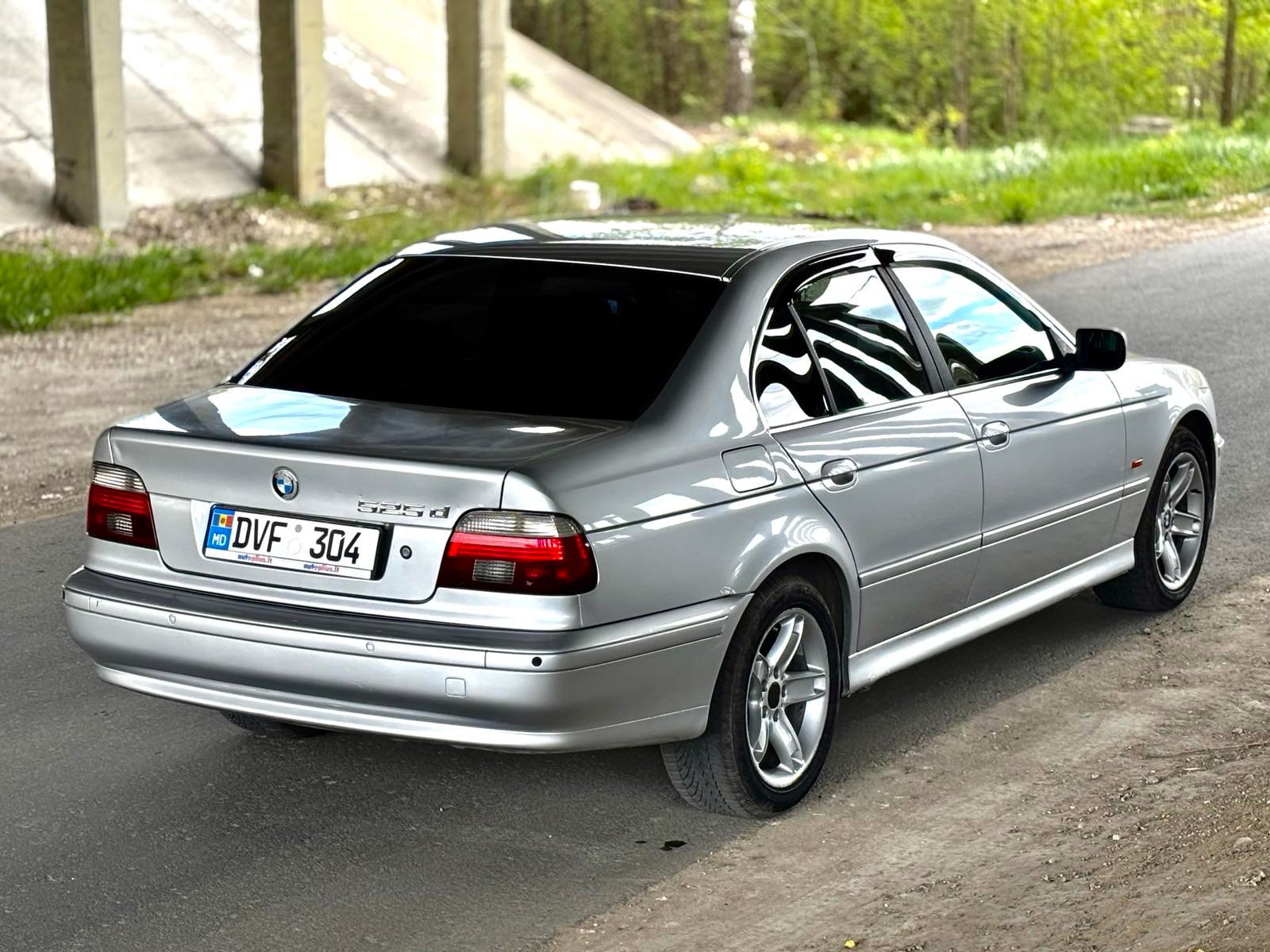 Chirie BMW E39 (2003) – 3.0 Diesel, Automat, 193 CP Chișinău — foto 4