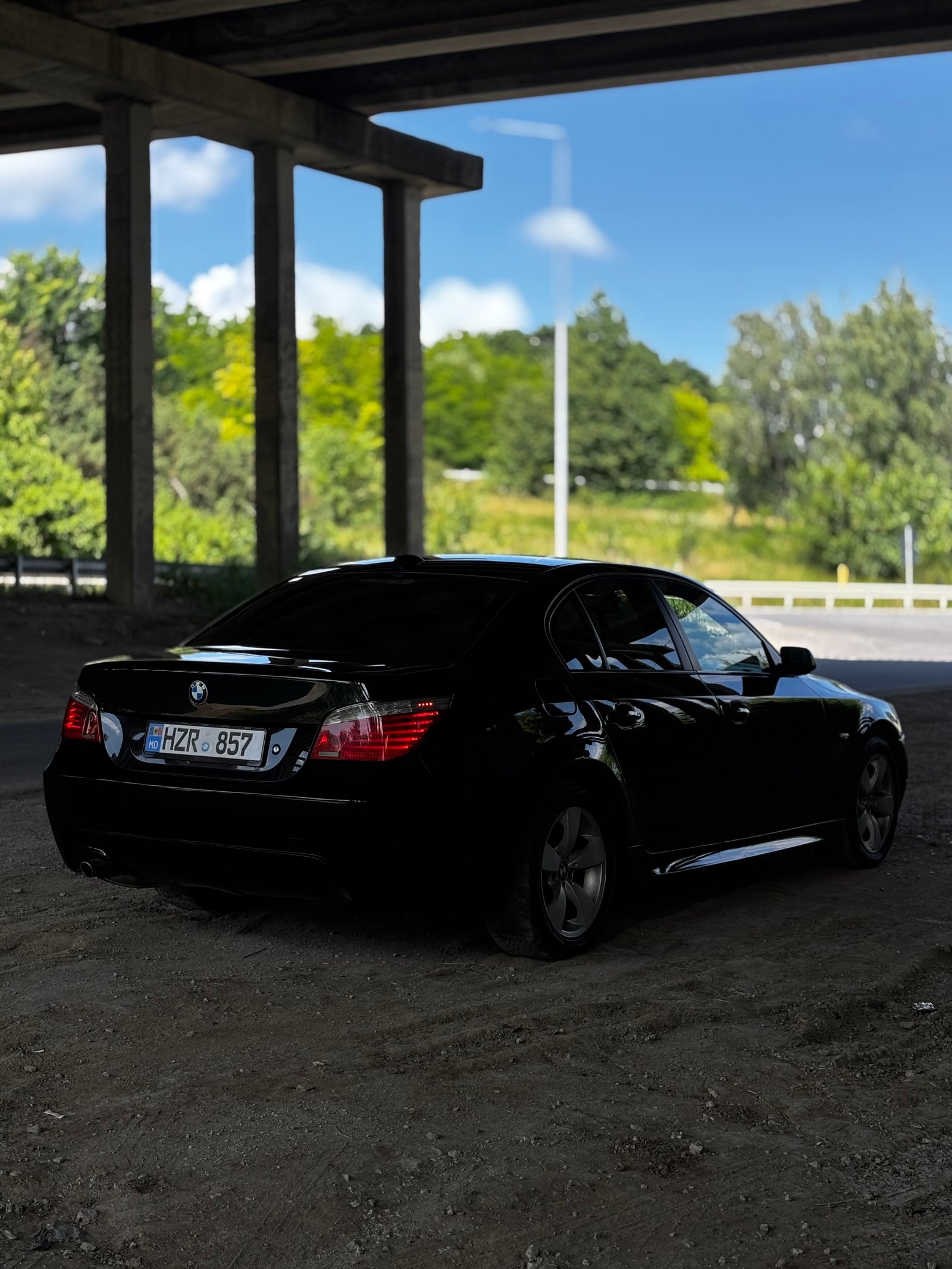 Chirie BMW E60 (2006) – 3.0 Diesel Automat, 218 CP Chișinău — foto 3